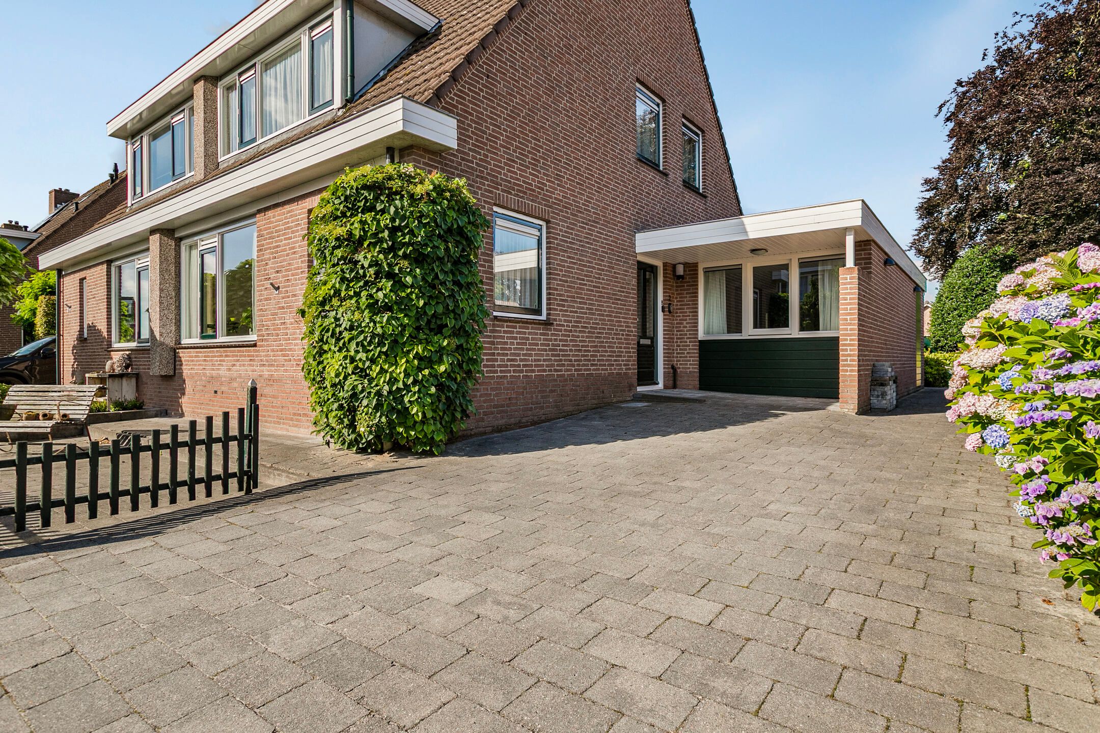 Foto 48 van Hof van Waarder 2