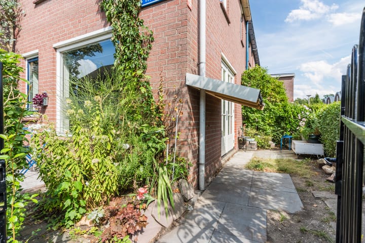 Photo 37 of Hofstraat 2