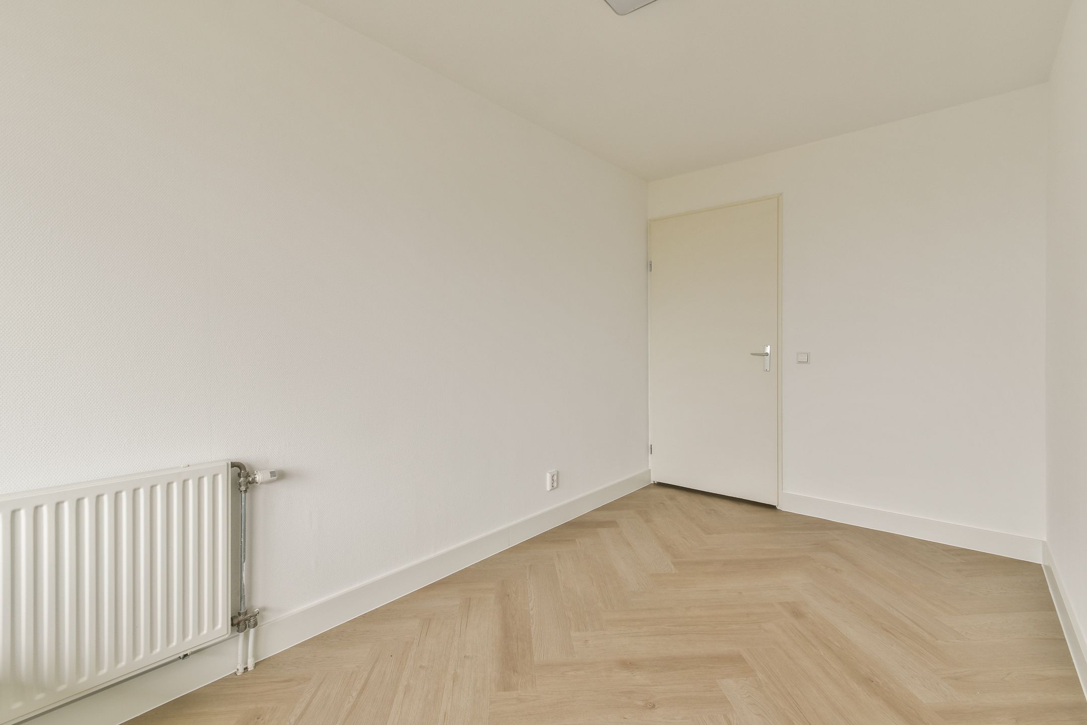 Photo 12 of Burgemeester Röellstraat 610