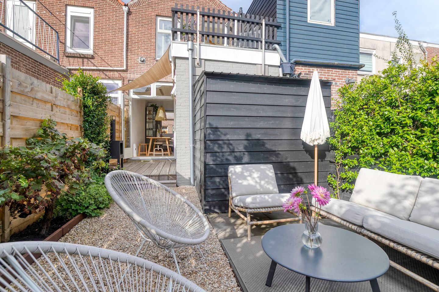 Foto 19 van Graaf van Bloisstraat 60