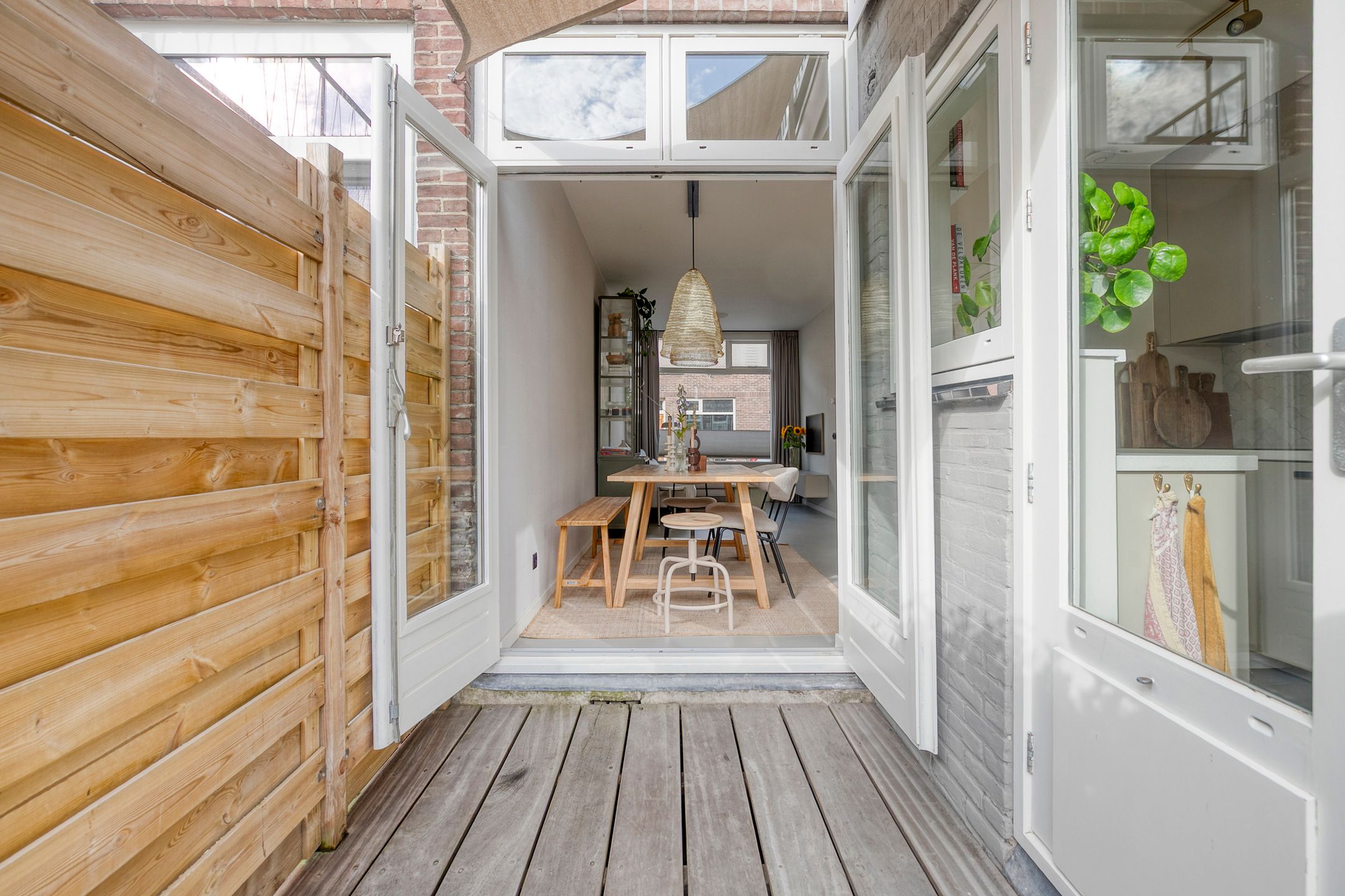 Foto 18 van Graaf van Bloisstraat 60