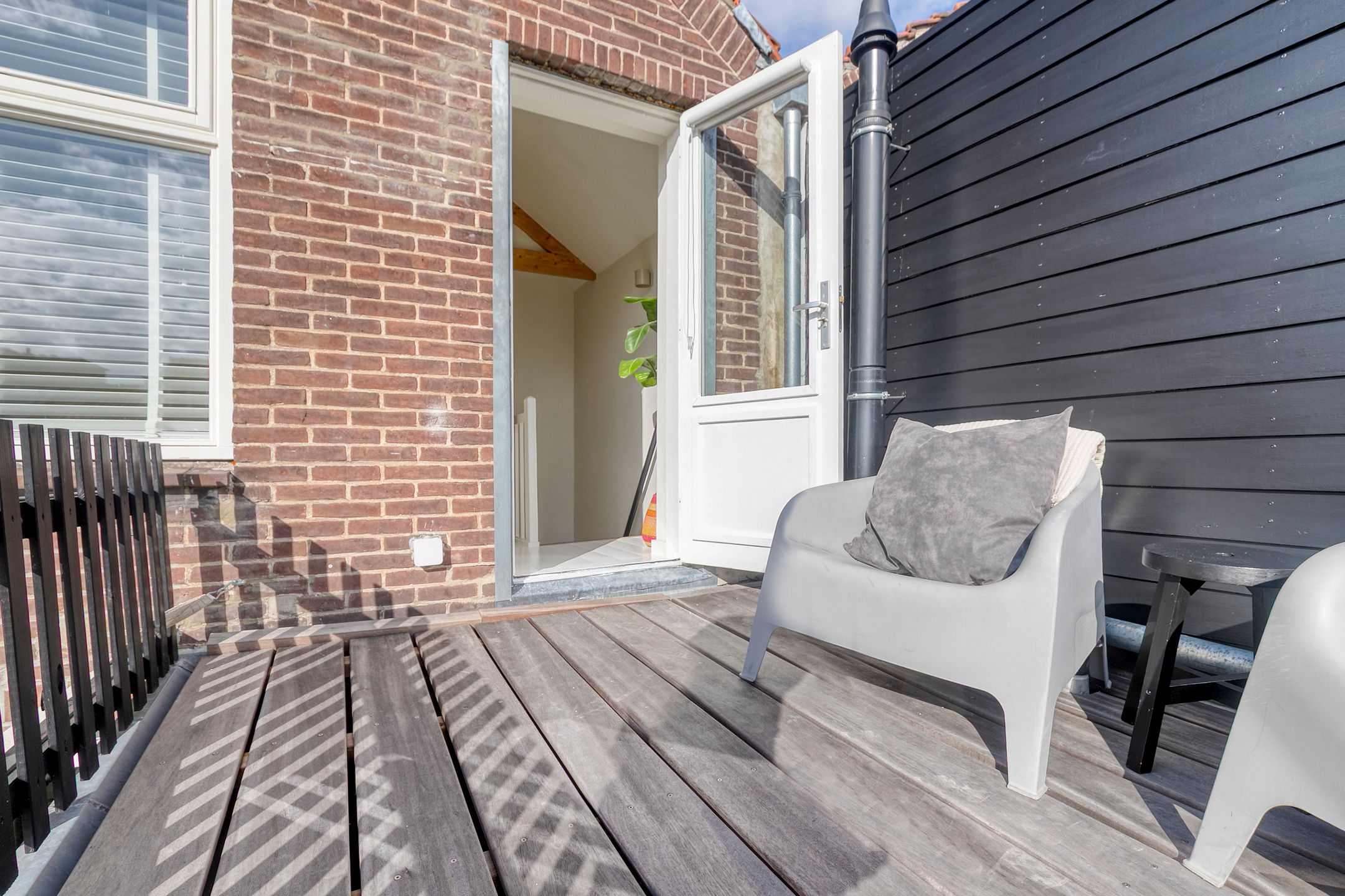 Foto 27 van Graaf van Bloisstraat 60