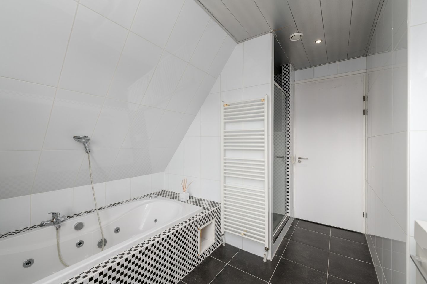 Foto 35 van Topaas 2-A