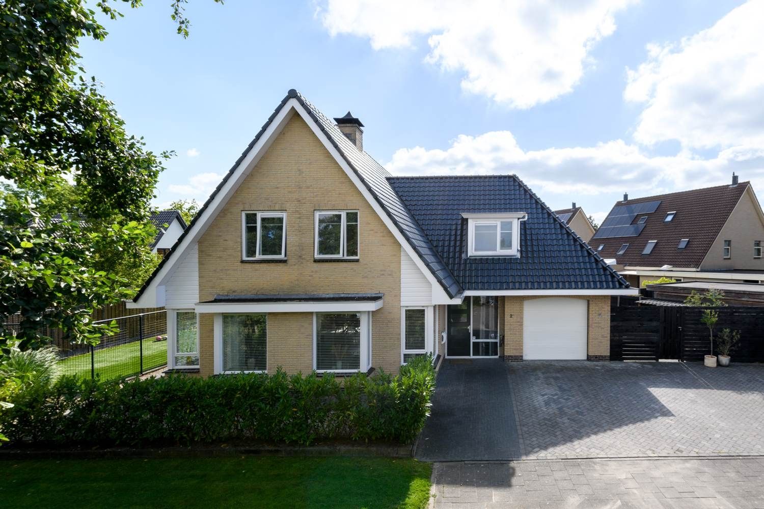 Foto 60 van Topaas 2-A