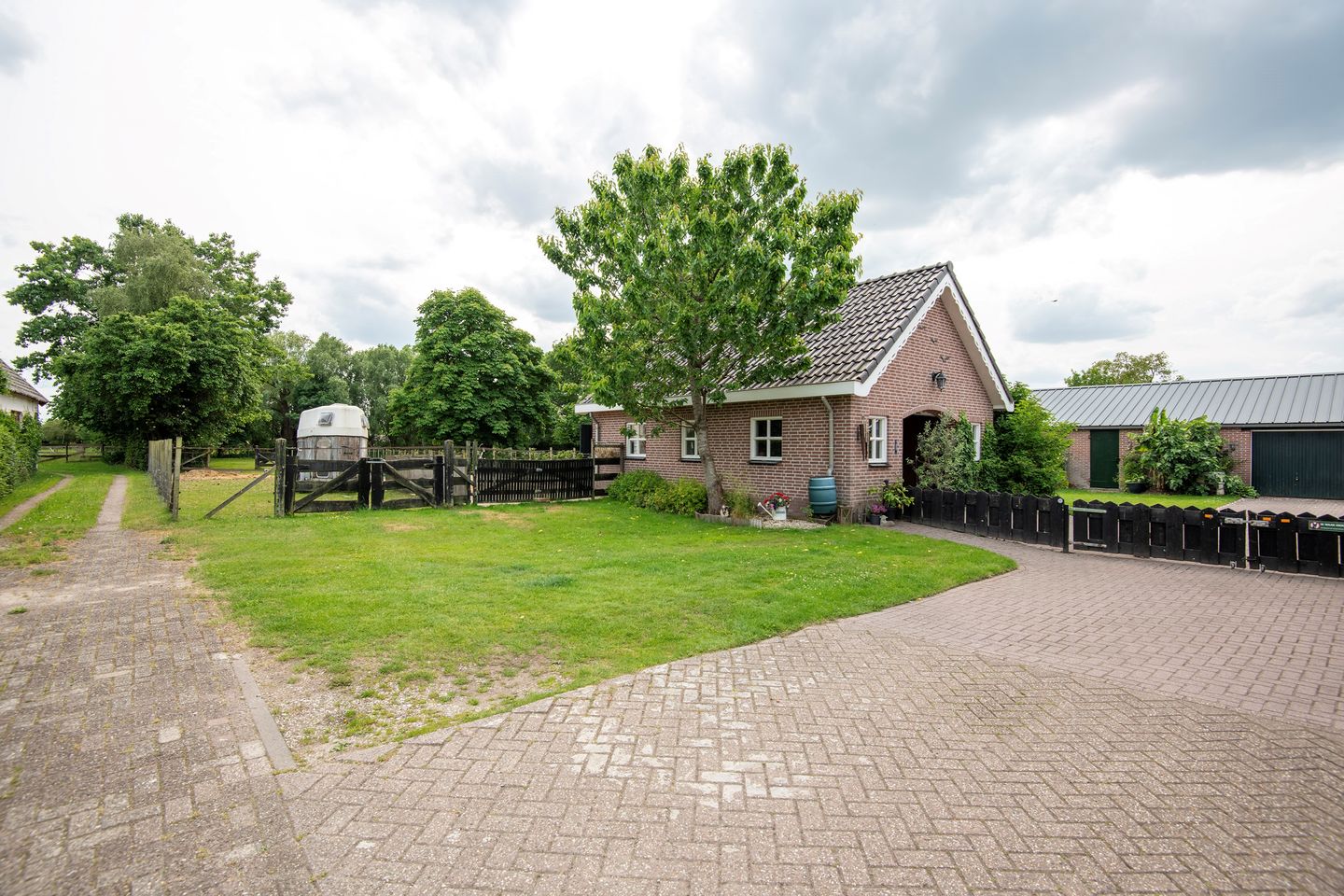 Photo 10 of Stenenkamerseweg 37