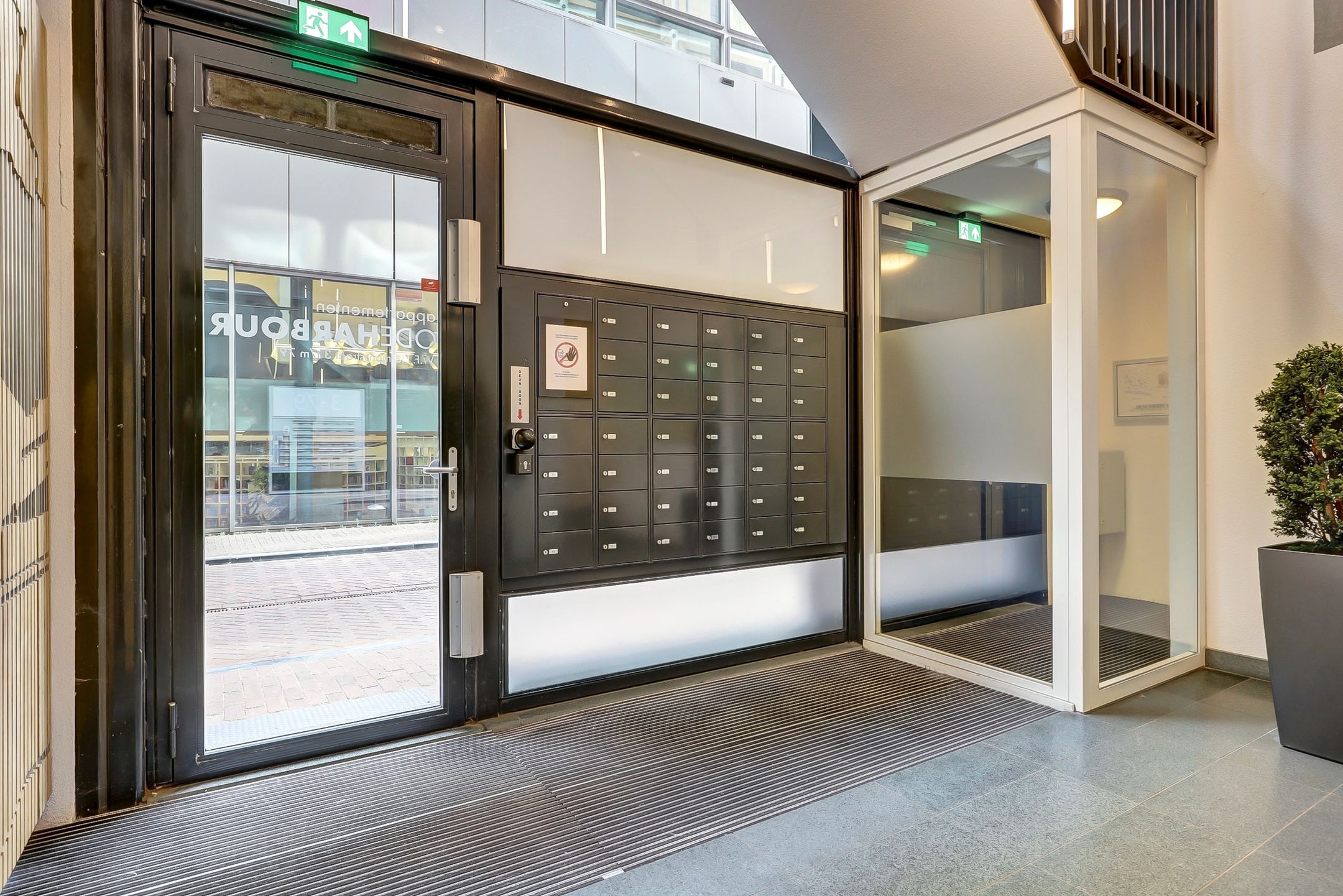 Foto 36 van Willem Frederik Hermansstraat 47