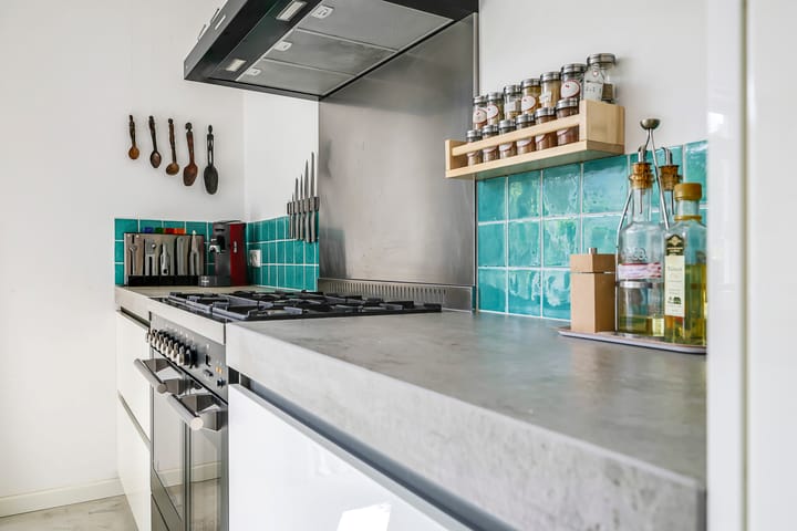 Photo 20 of Lucaslaan 15