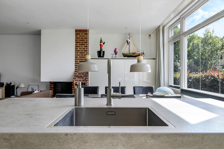 Photo 22 of Lucaslaan 15