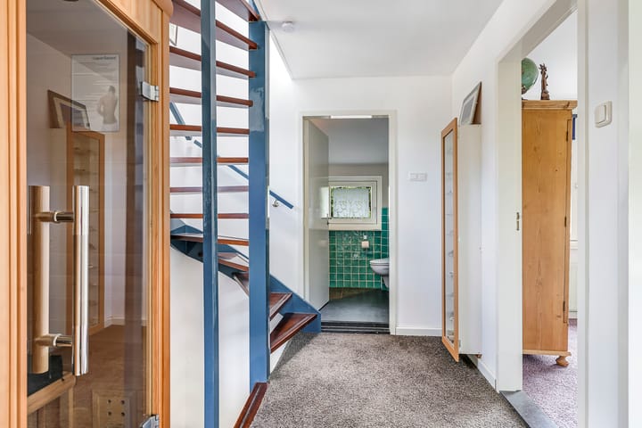 Photo 45 of Lucaslaan 15