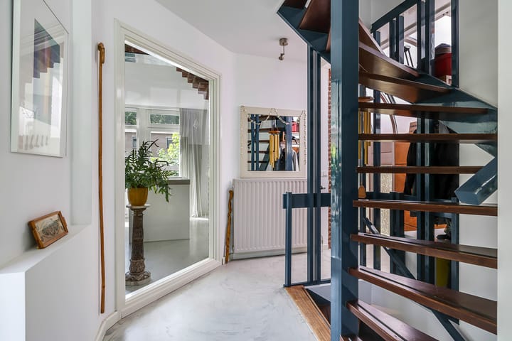 Photo 43 of Lucaslaan 15