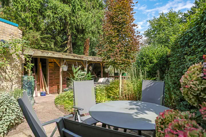 Photo 73 of Lucaslaan 15