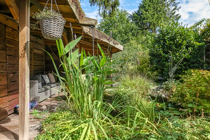 Photo 77 of Lucaslaan 15