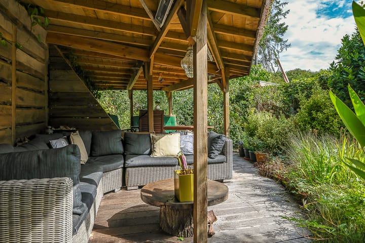 Photo 75 of Lucaslaan 15