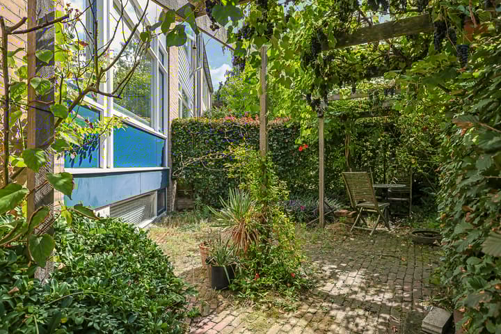 Photo 90 of Lucaslaan 15