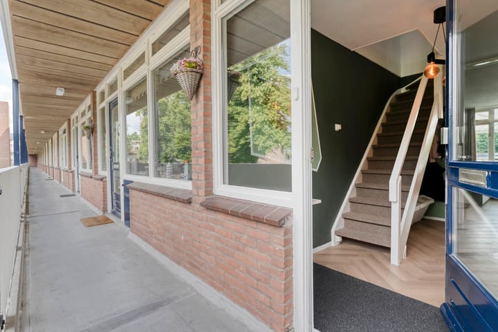 Photo 9 of Obrechtstraat 311