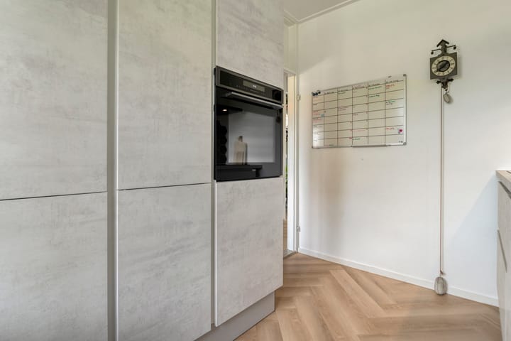 Photo 13 of Obrechtstraat 311