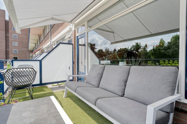 Photo 17 of Obrechtstraat 311