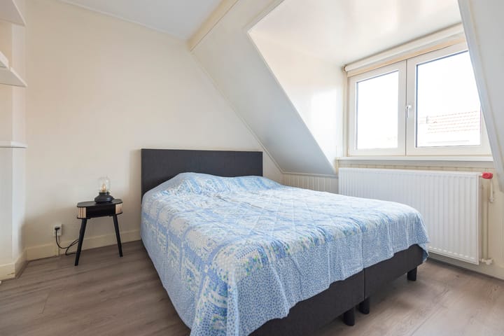 Foto 15 van Romolenstraat 8-RD