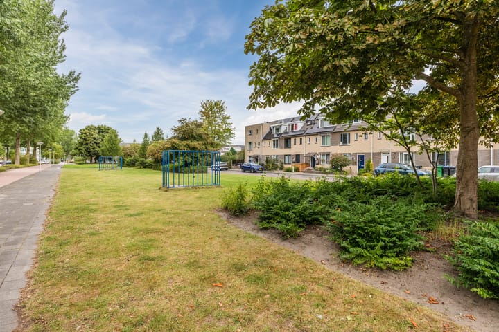 Photo 33 of Rosa Spierlaan 438