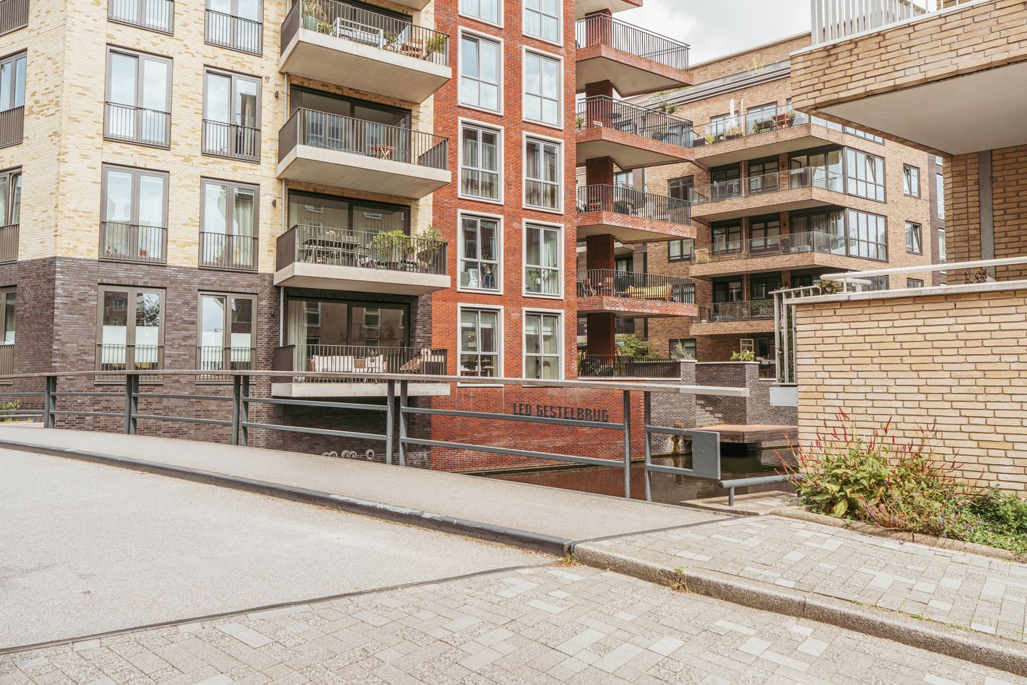 Photo 35 of Kees van Dongenpad 15