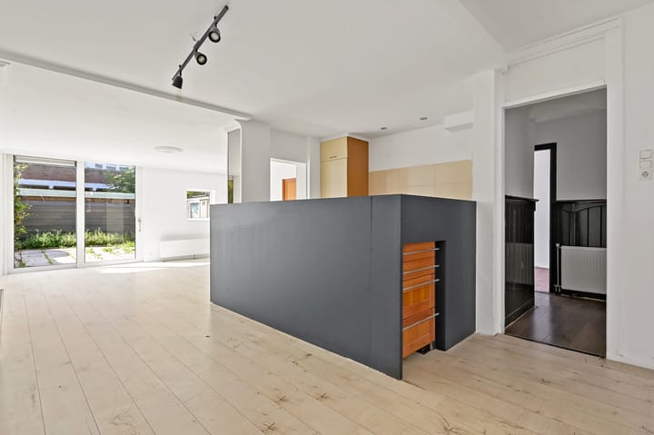 Foto 4 van Ernest Staasstraat 45