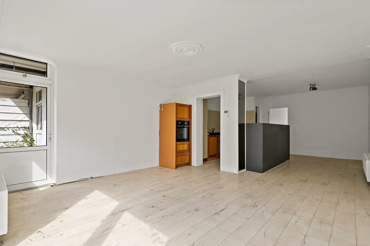 Foto 5 van Ernest Staasstraat 45