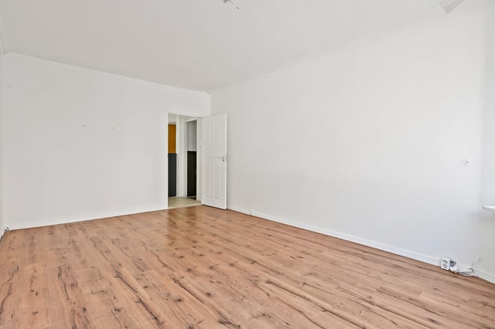 Foto 13 van Ernest Staasstraat 45