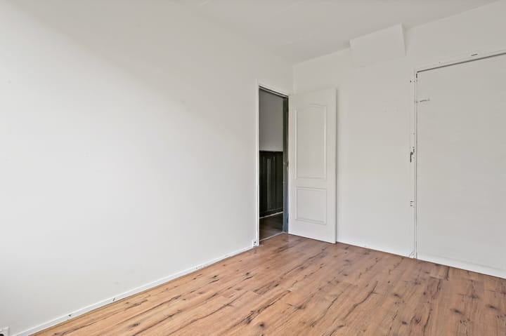 Foto 21 van Ernest Staasstraat 45