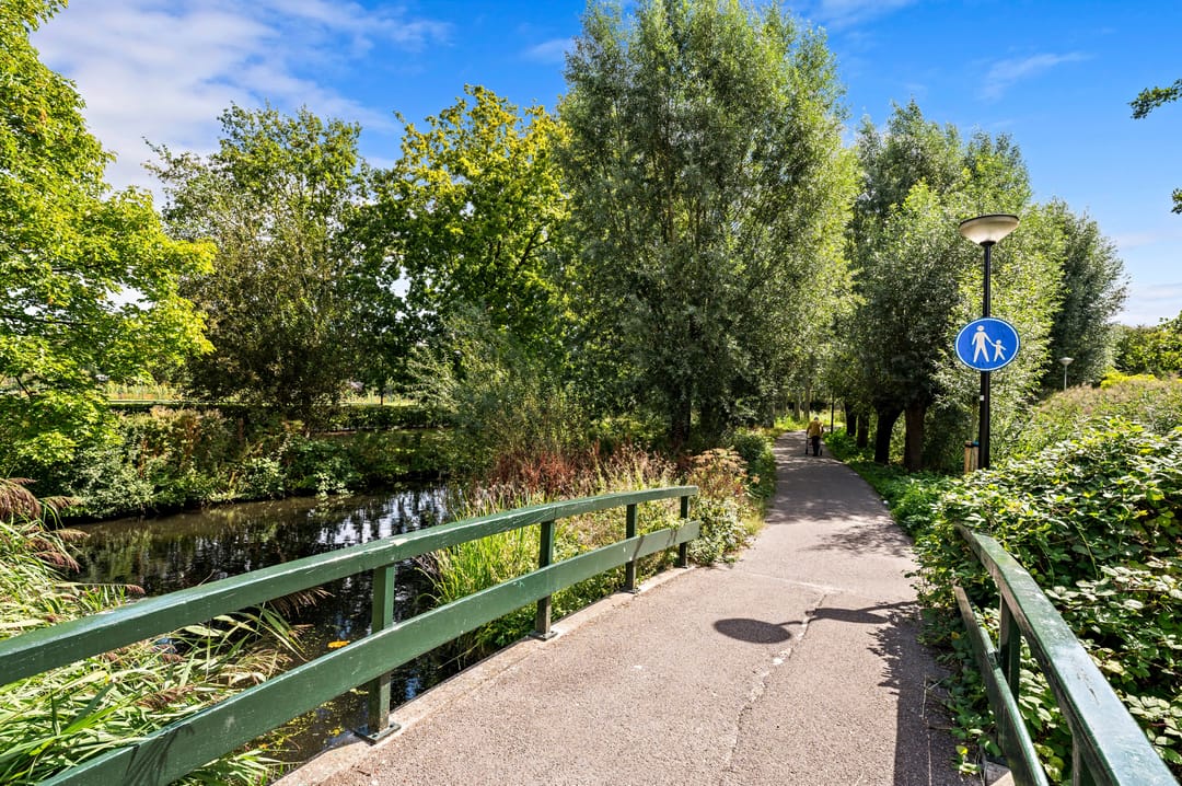 Foto 28 van Ernest Staasstraat 45