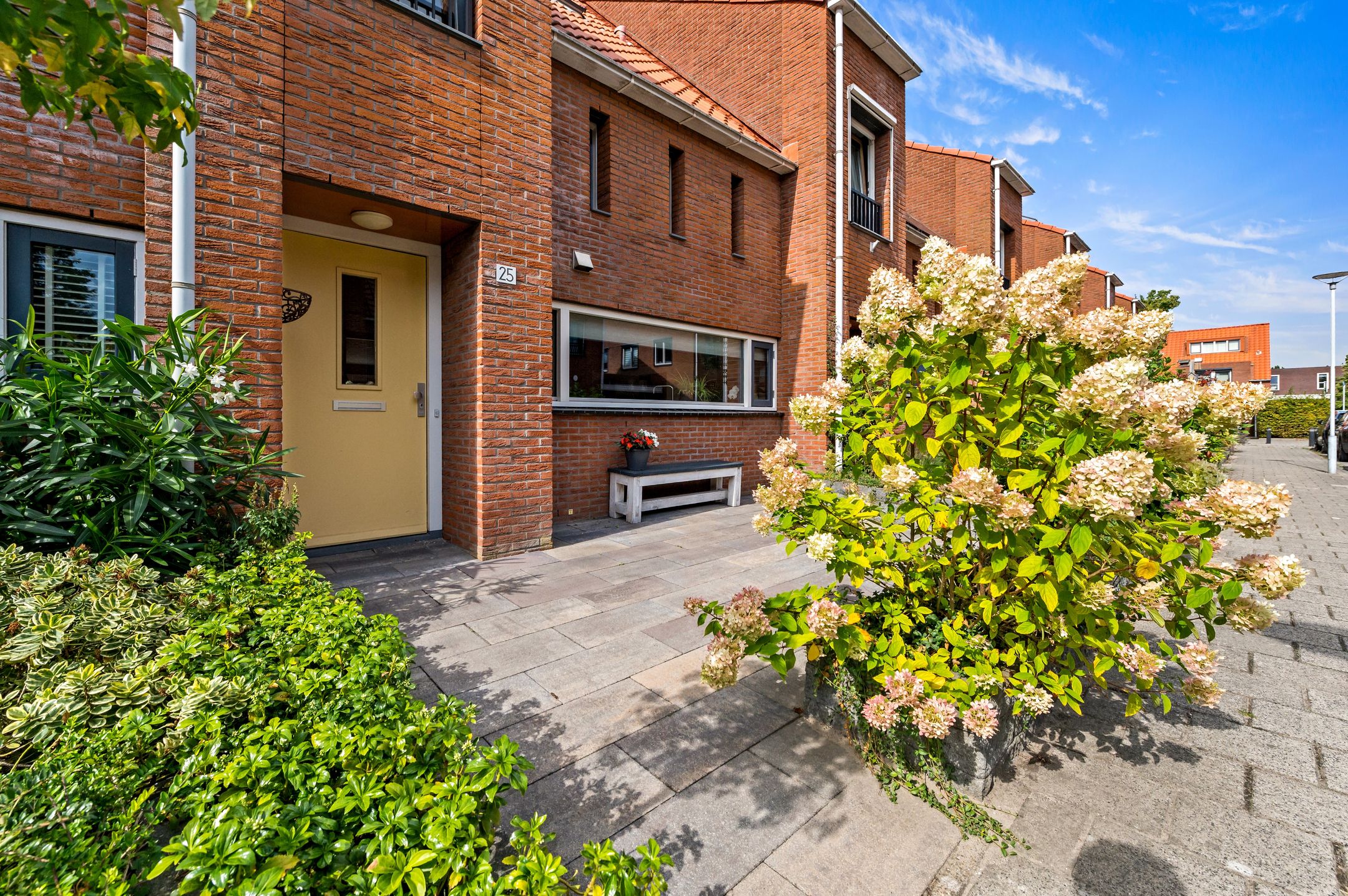 Foto 9 van Aalbessenlaan 25