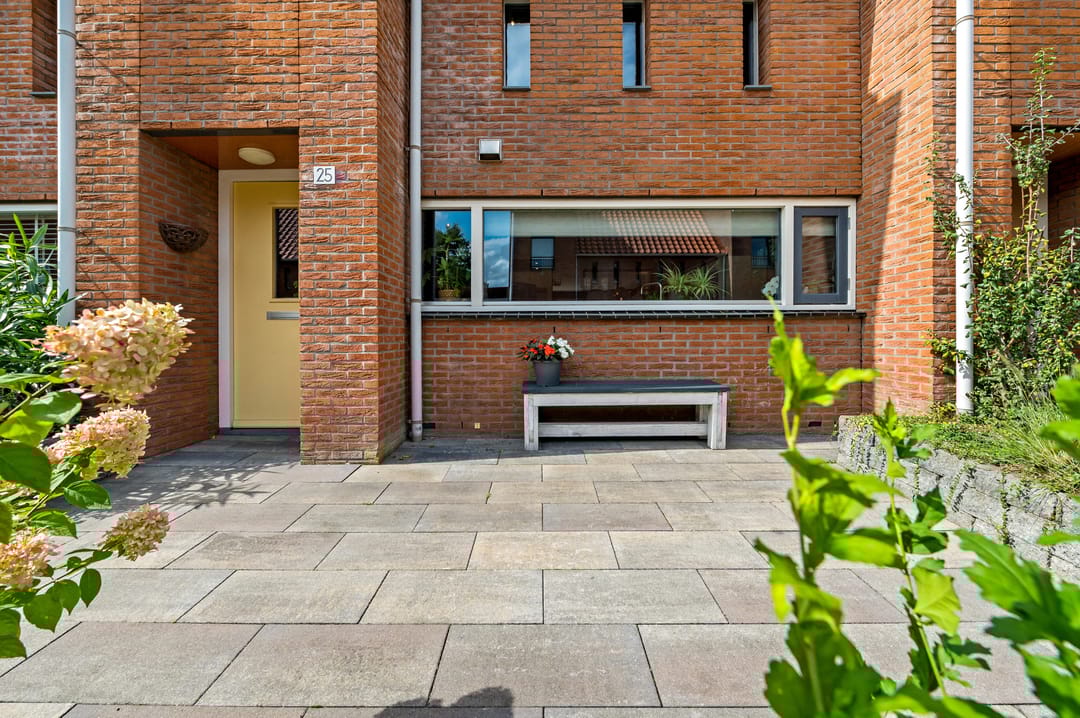 Foto 11 van Aalbessenlaan 25