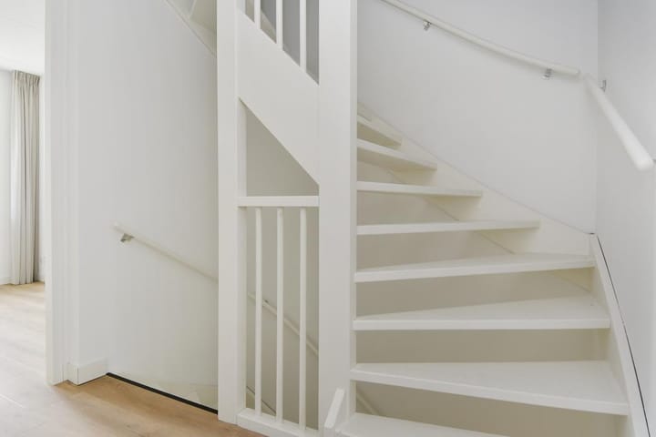 Photo 34 of Doris Lessinglaan 116