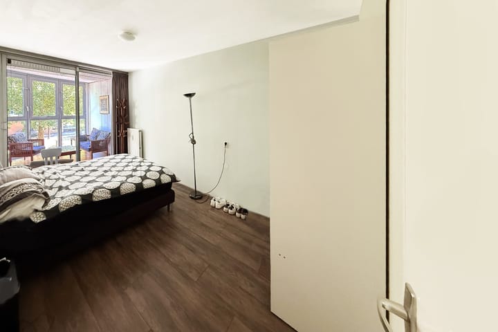 Foto 13 van Mariniersweg 323