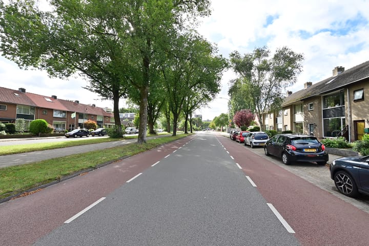 Foto 2 van Alberdingk Thijmlaan 46