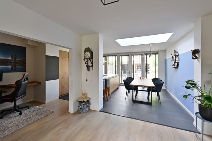 Foto 10 van Alberdingk Thijmlaan 46