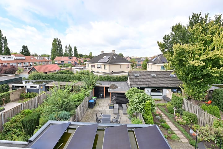 Foto 22 van Alberdingk Thijmlaan 46