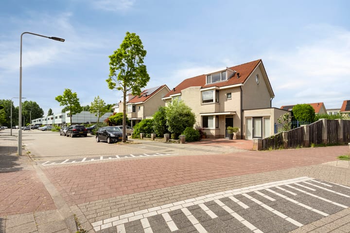 Foto 3 van Robert de Vriesstraat 7