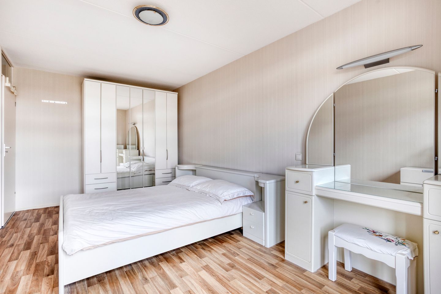 Foto 20 van Robert de Vriesstraat 7