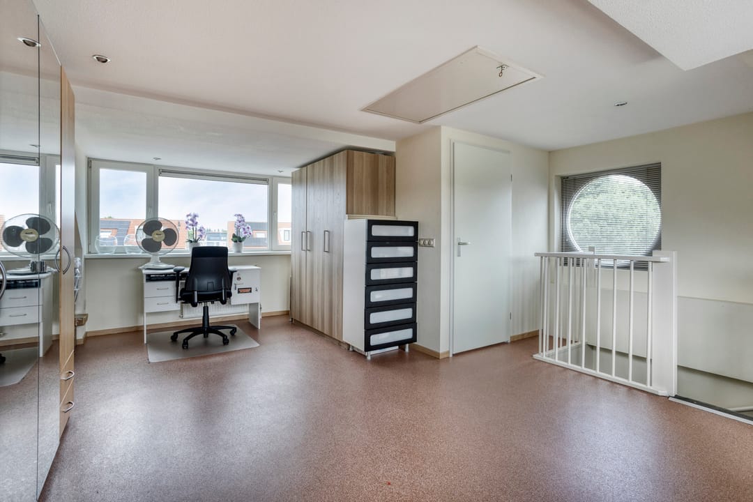 Foto 28 van Robert de Vriesstraat 7