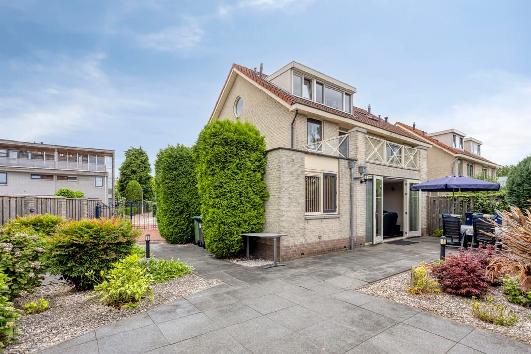 Foto 32 van Robert de Vriesstraat 7