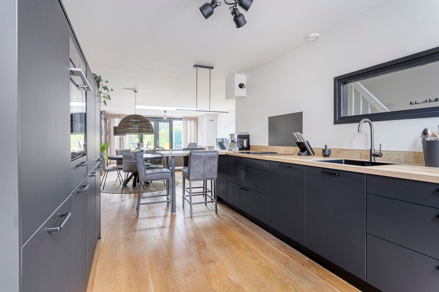 Foto 14 van Overschiese Dorpsstraat 131