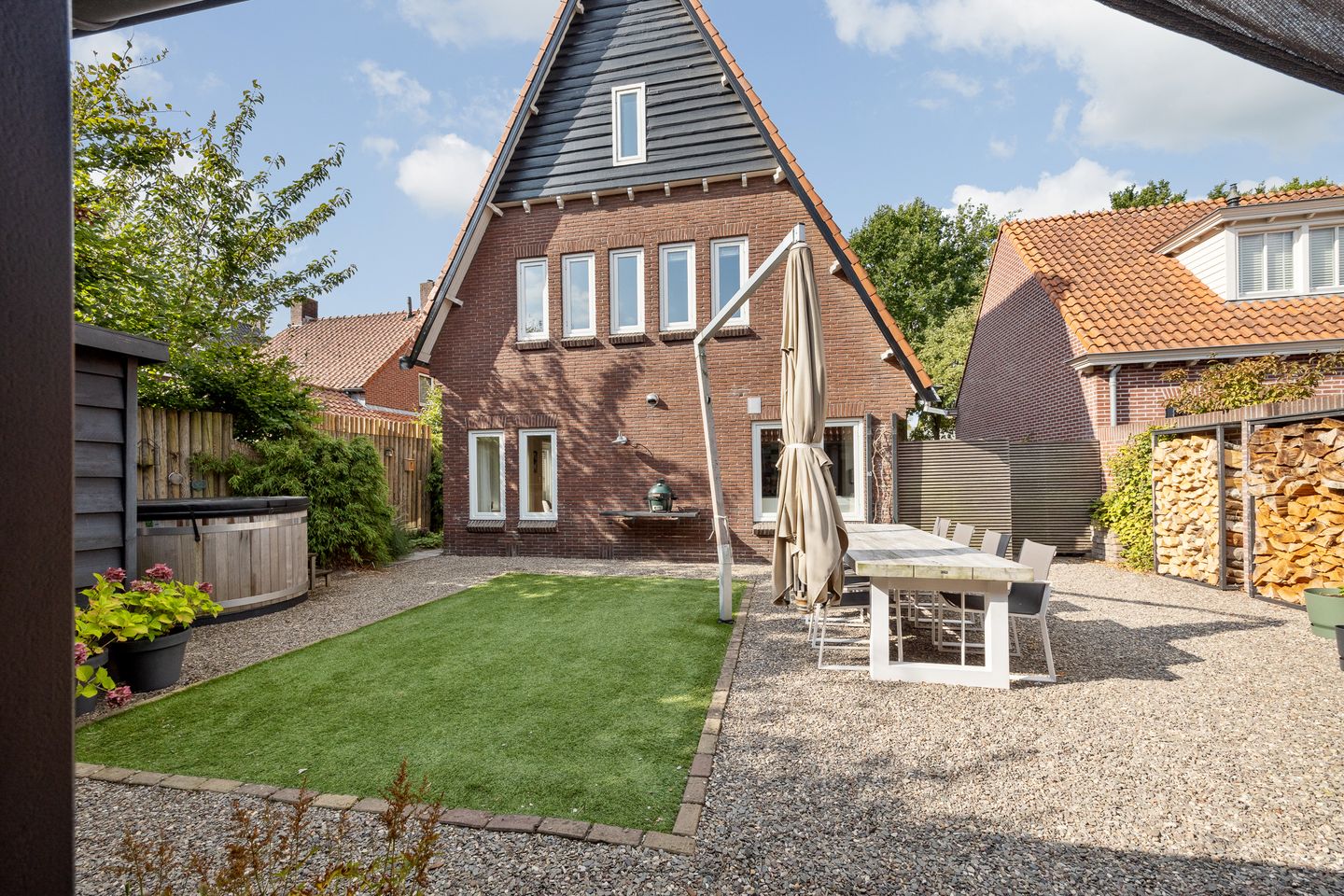 Photo 40 of De Brug 20