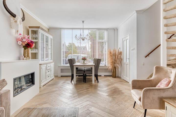 Foto 3 van Rijnweg 6