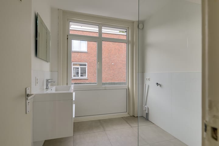 Photo 3 of Jan van der Heijdenstraat 62