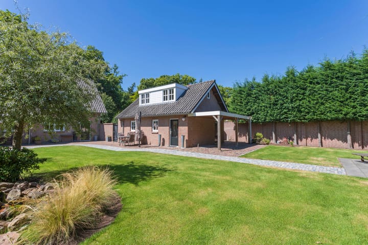 Foto 11 van Aert Heymlaan 7-A