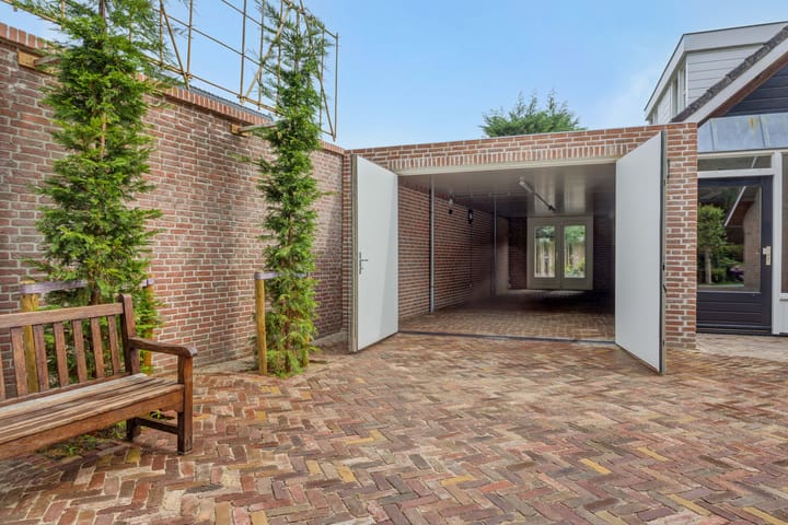 Foto 23 van Aert Heymlaan 7-A