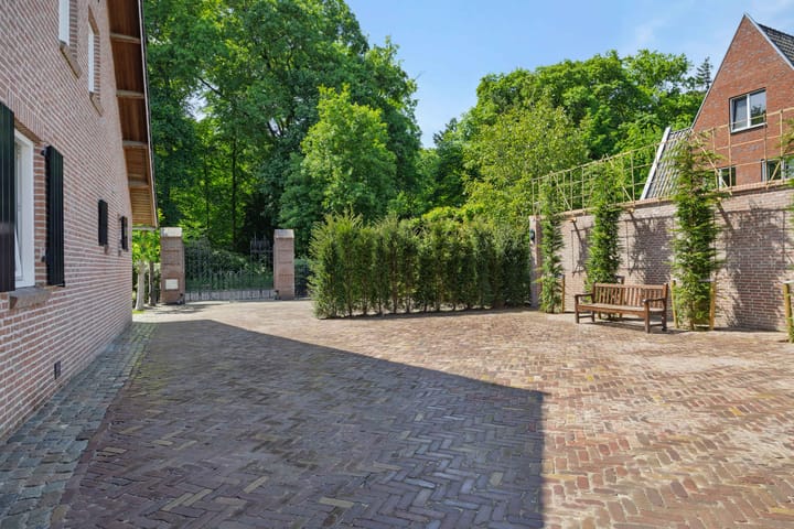 Foto 26 van Aert Heymlaan 7-A