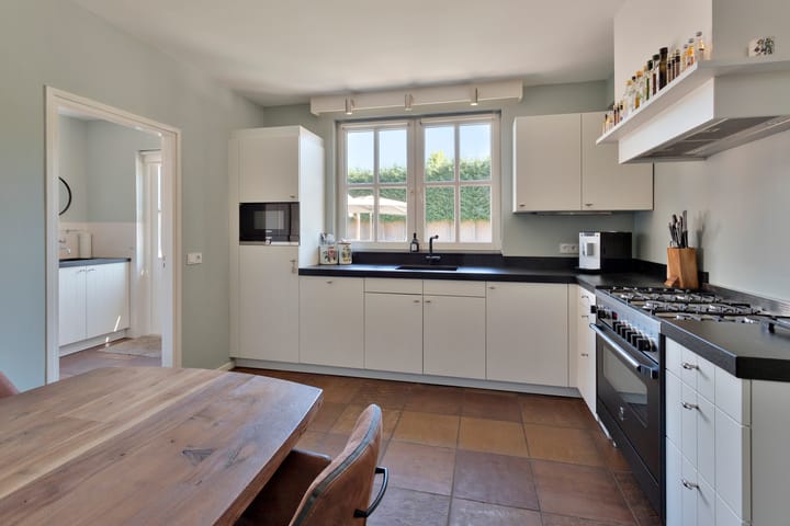 Foto 38 van Aert Heymlaan 7-A