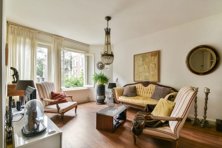 Foto 8 van Tweede Helmersstraat 25-1