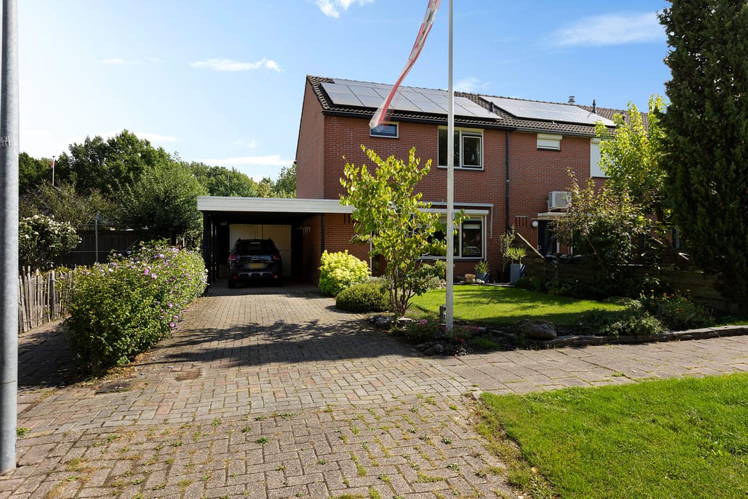 Foto 2 van Jachthoorn 57